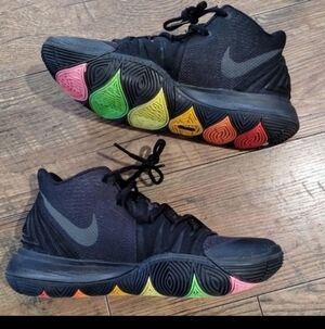 Nike Kyrie 5 Neon Soles Basketball Shoes